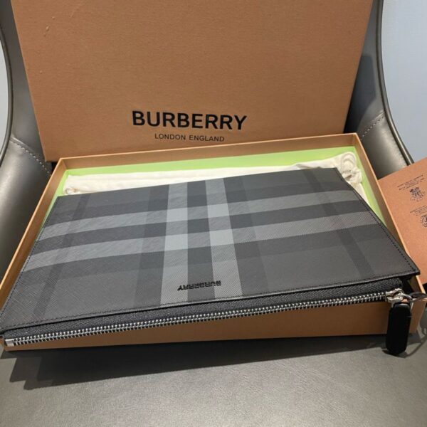 Burberry Edin Check E-canvas Pouch In Charcoal