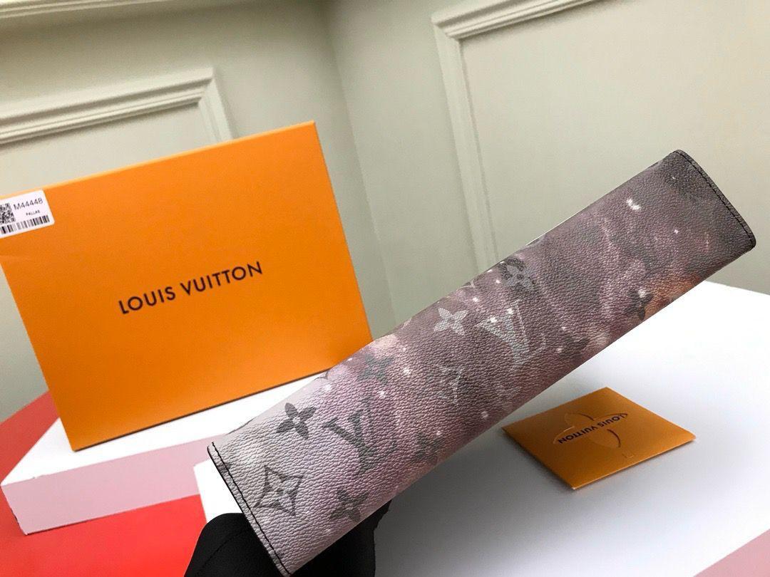 Louis Vuitton Monogram Galaxy Pochette Voyage - Slika 10