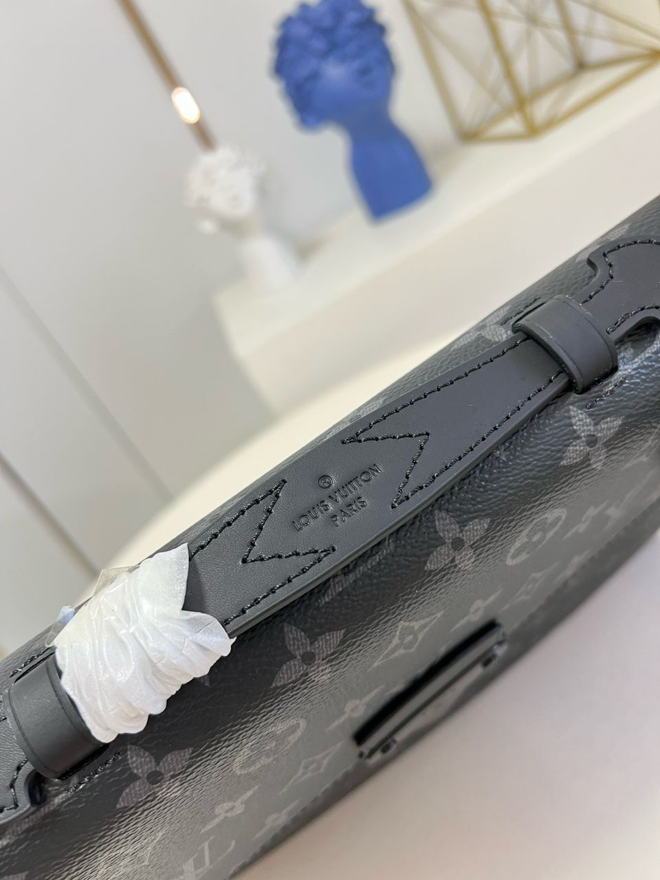 Louis Vuitton messenger - Slika 8