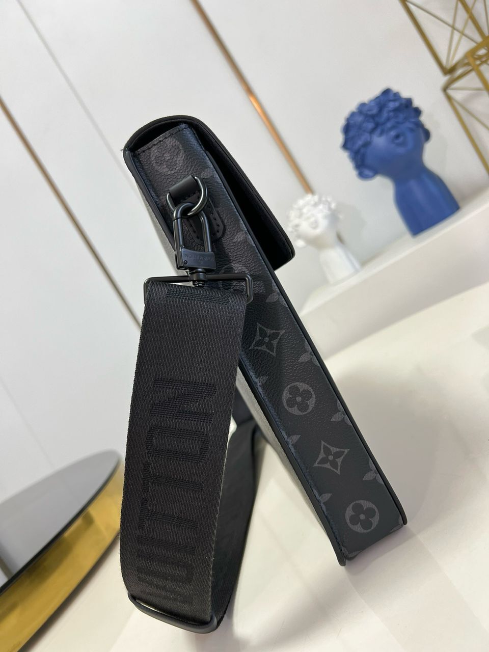 Louis Vuitton messenger - Slika 11