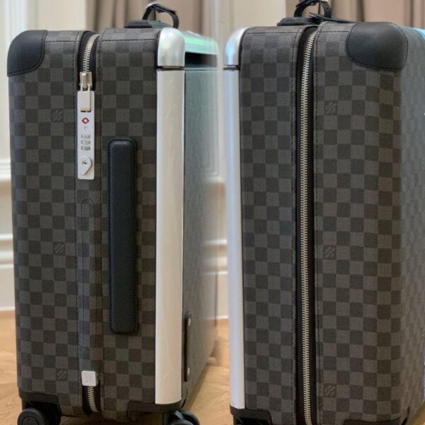 Louis Vuitton black brown Kofer KAWS