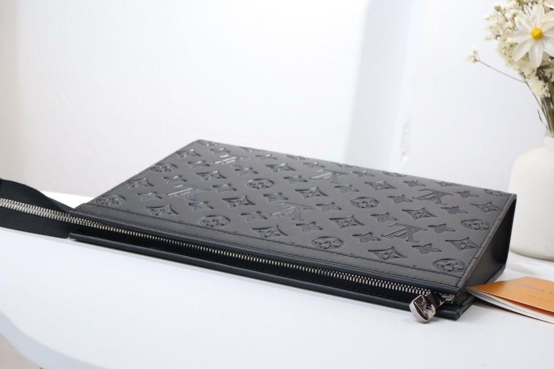 Louis Vuitton Monogram Shadow Discovery