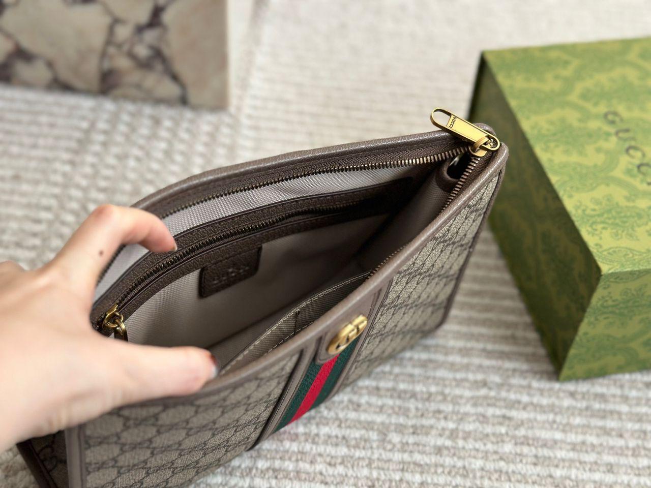 Gucci ophidia large gg supreme pouch clutch - Slika 7