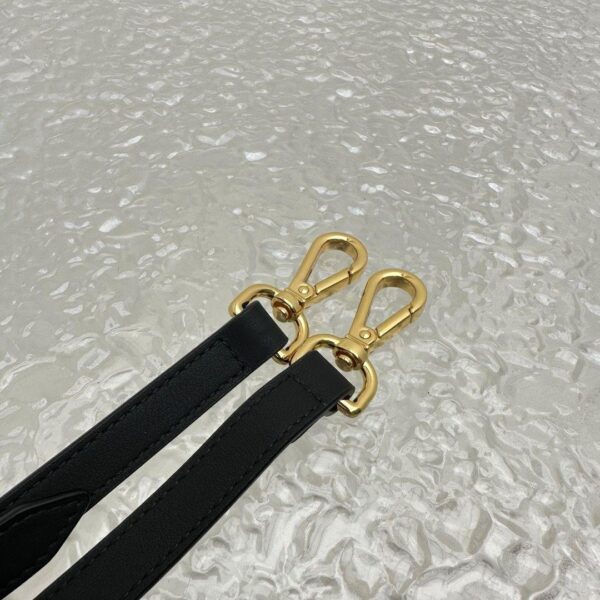 Jacquemus Black Leather Le Grand Bambino Structured Shoulder Bag