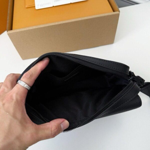 Louis Vuitton Noir Leather Pilot Wearable Wallet