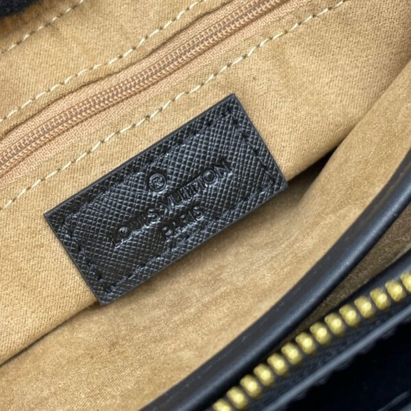 Louis Vuitton Calfskin Lock Me Zippy - Black