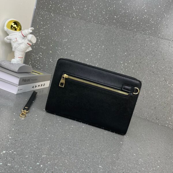 Louis Vuitton Calfskin Lock Me Zippy - Black
