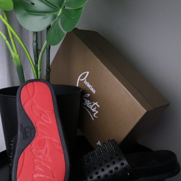 Sandale kožne Christian Louboutin crne