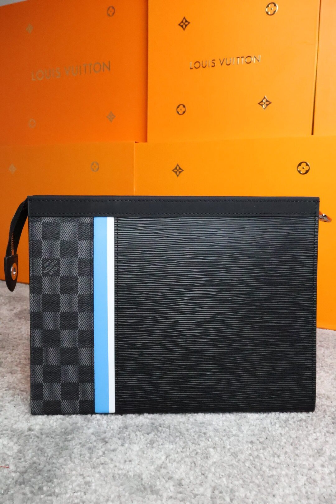 LOUIS VUITTON Pochette Voyage MM Graphite Damier - Slika 3