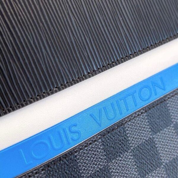 LOUIS VUITTON Pochette Voyage MM Graphite Damier