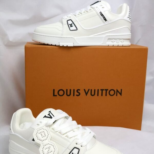 Louis Vuitton Trainers Luxury White
