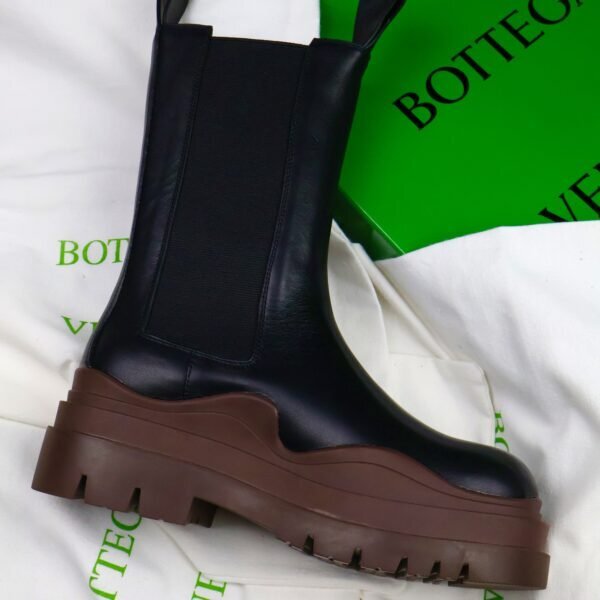 Bottega Veneta Tier Ankle boots Black/Brown