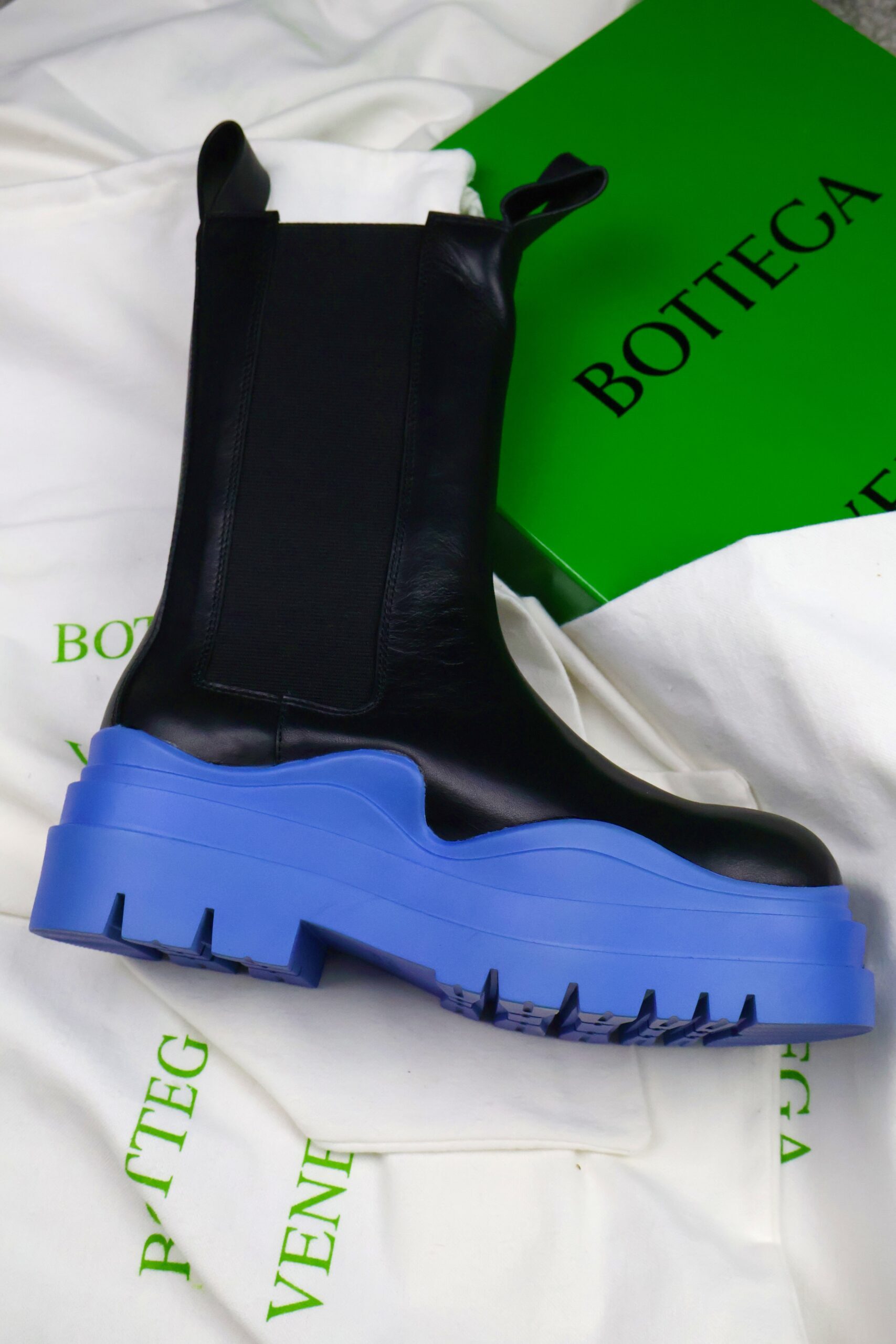 Bottega Veneta Tier Ankle boots Black/Blue - Slika 3