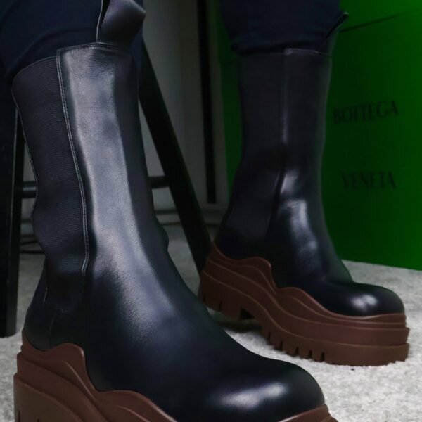 Bottega Veneta Tier Ankle boots Black/Brown