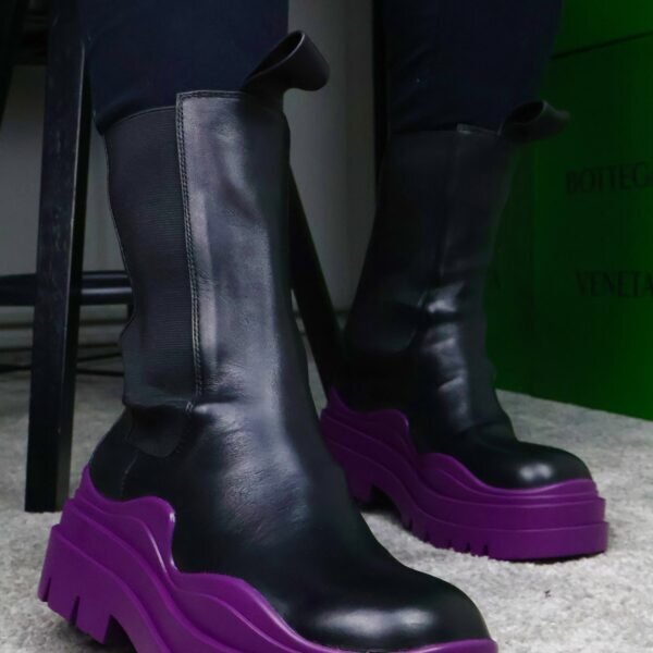 Bottega Veneta Tier Ankle boots Black/Purple