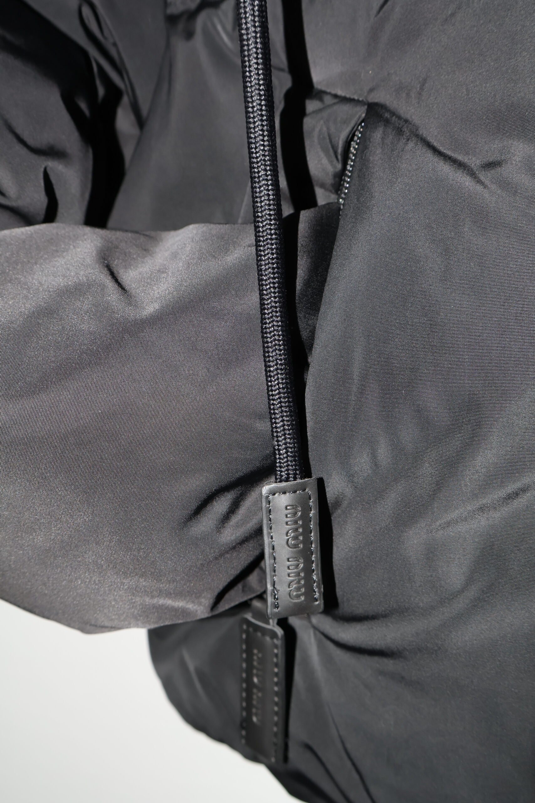 Miu Miu Black Down Jakna - Slika 5