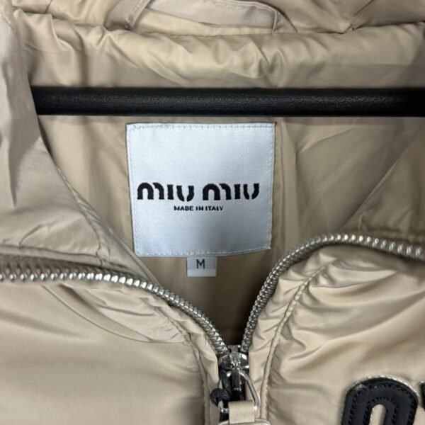 Miu Miu Beige Down Jakna