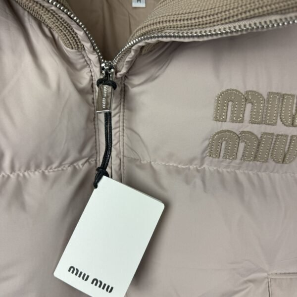 Miu Miu Beige Down Jakna