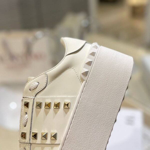 Valentino Garavani Rockstud White/Gold Leather Flatform