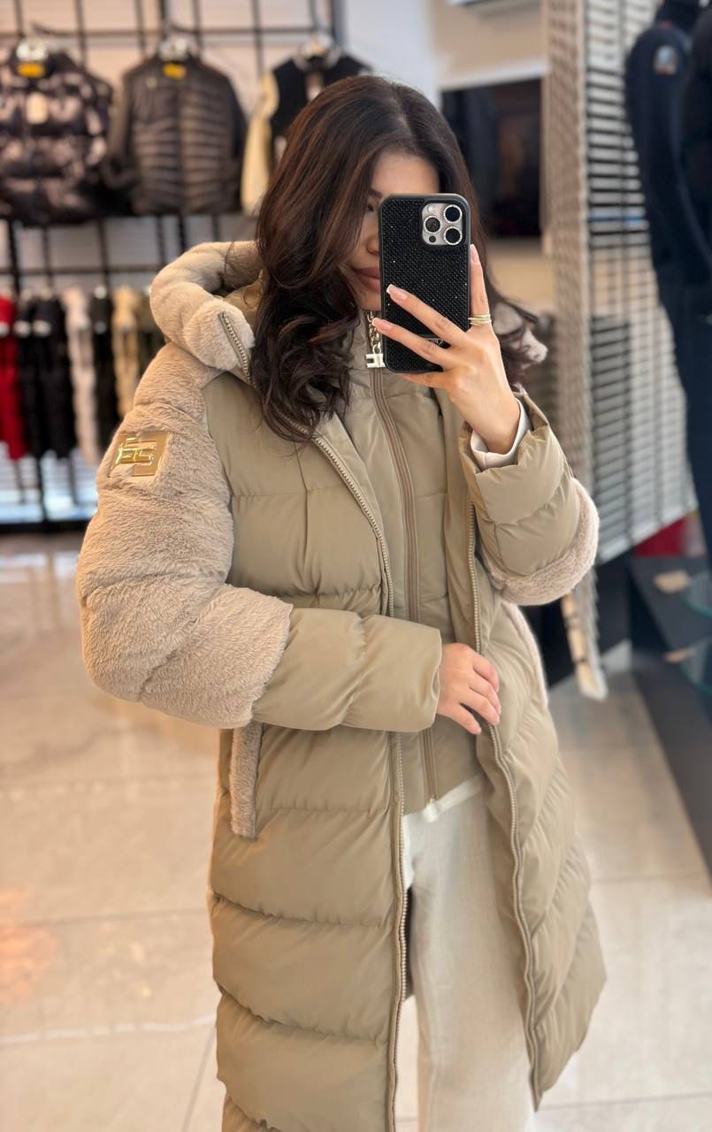 Elisabetta Franchi Beige Down Jakna - Slika 10