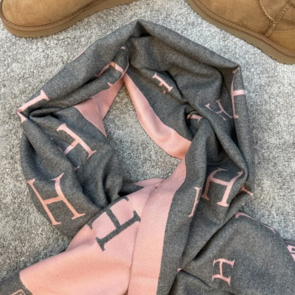 Hermes Šal Grey/Pink