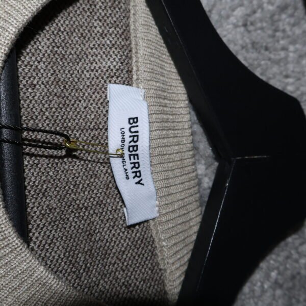 Burberry Džemper Beige / Black / Red