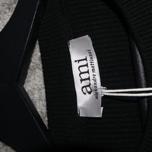 Ami Majica dugih rukava Black / Crna