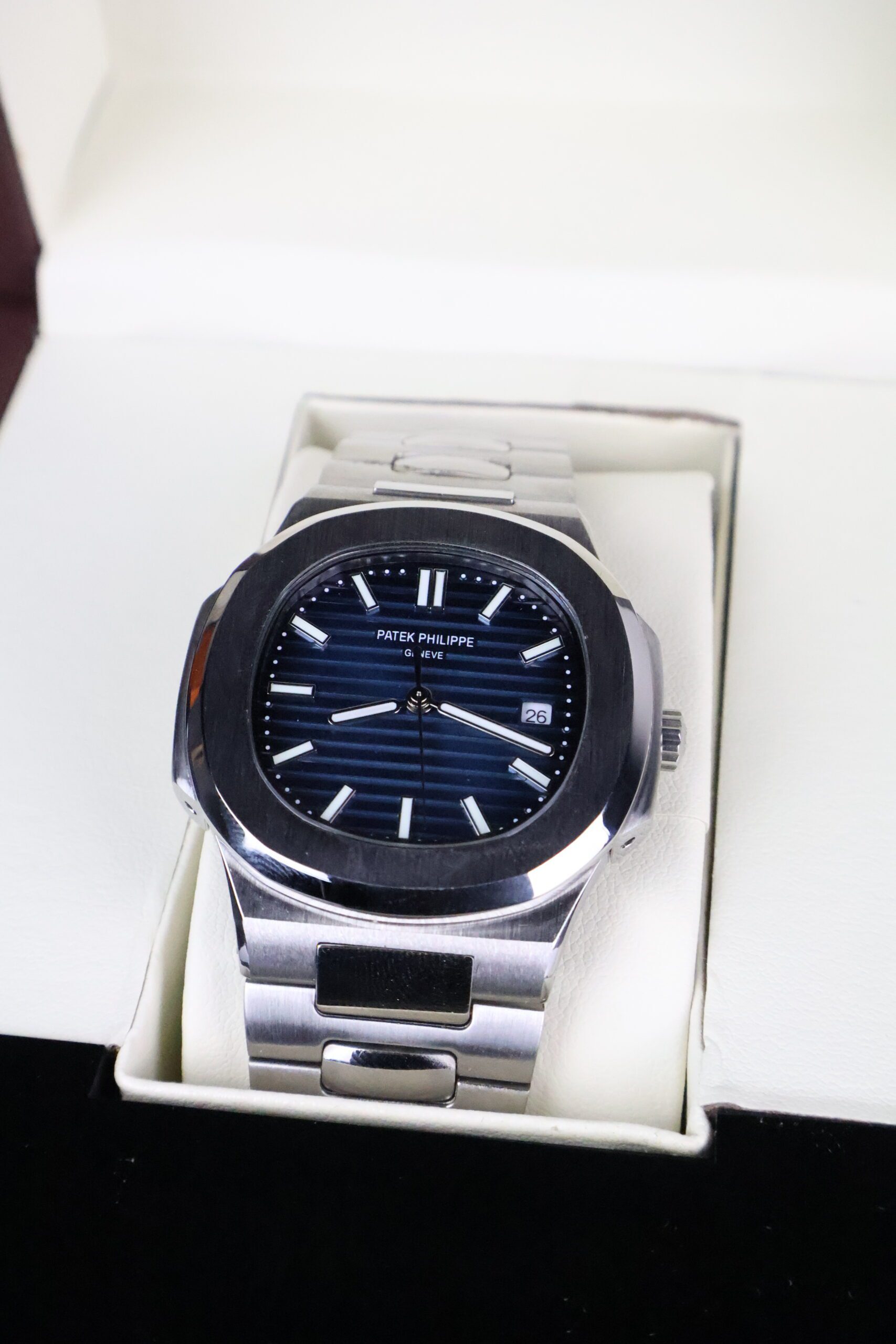 Patek Philippe Nautilus 39 - Slika 4