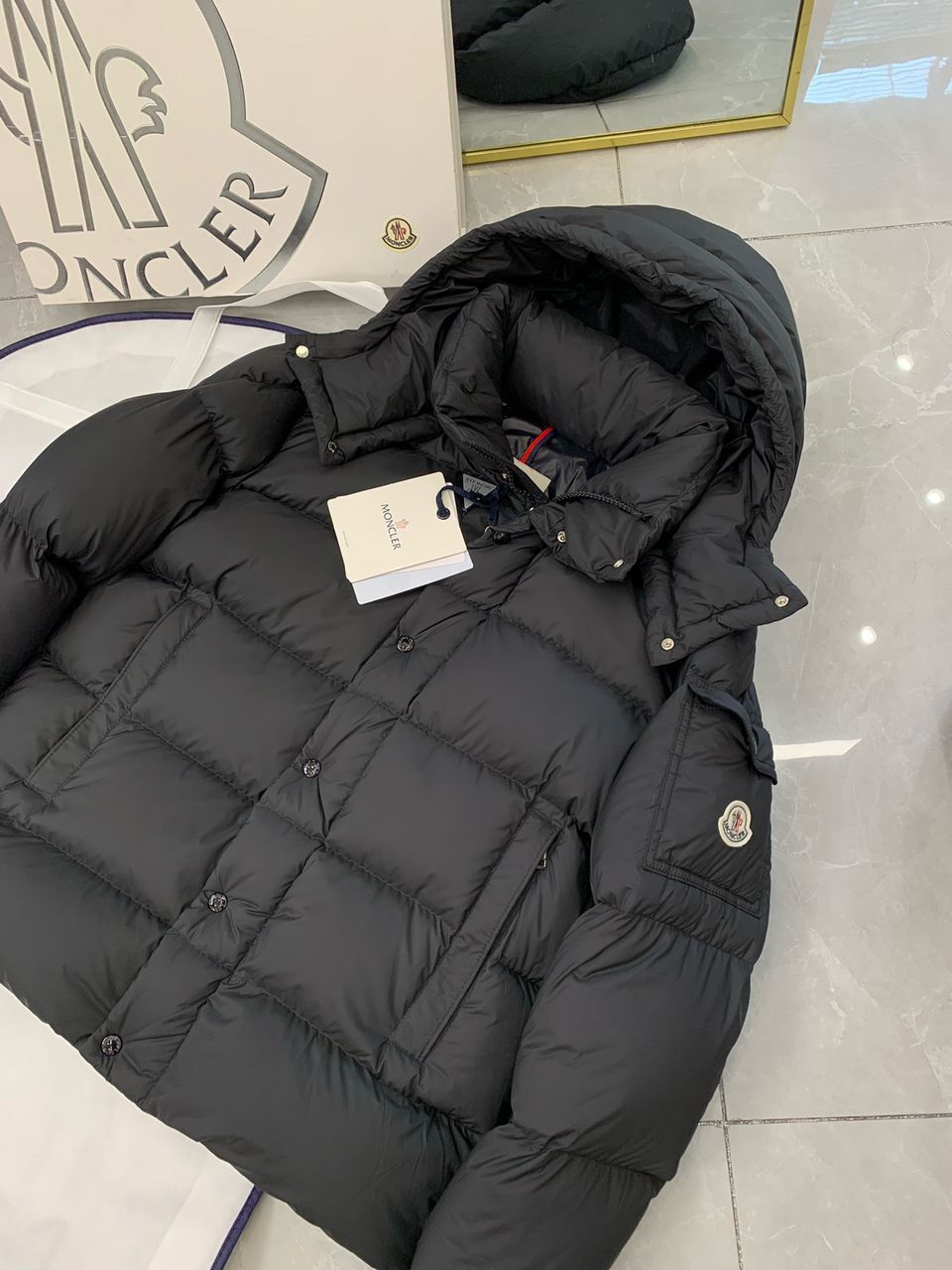 Moncler Down Jakna Black / Crna - Slika 4