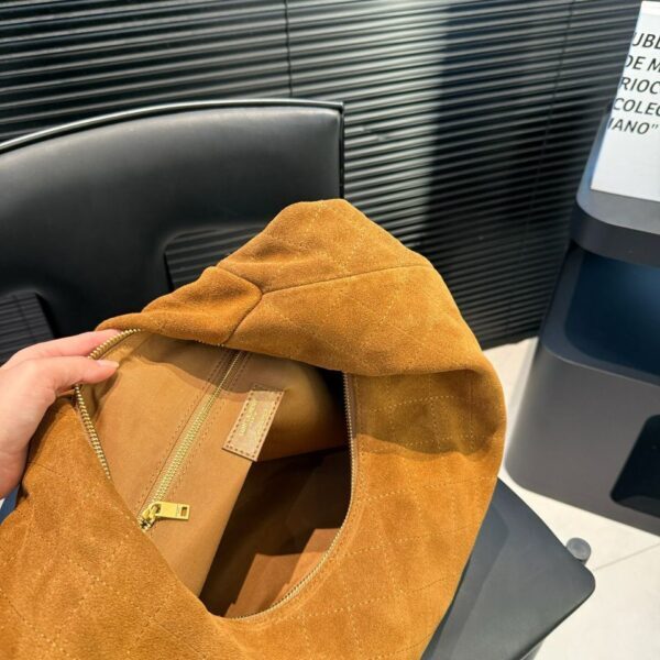 Yves Saint Laurent Hobo Shoulder Bag Suede