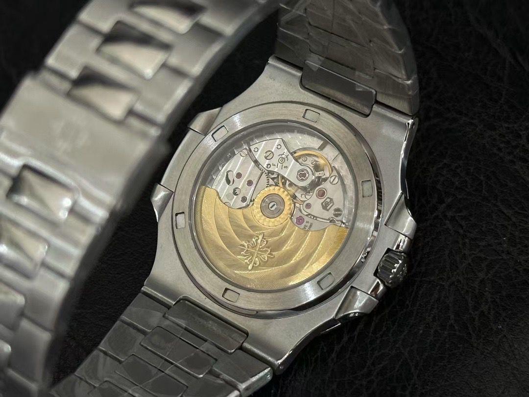 Patek Philippe Nautilus 39 - Slika 9