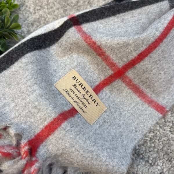 Burberry Šal Grey/Black/Red/White