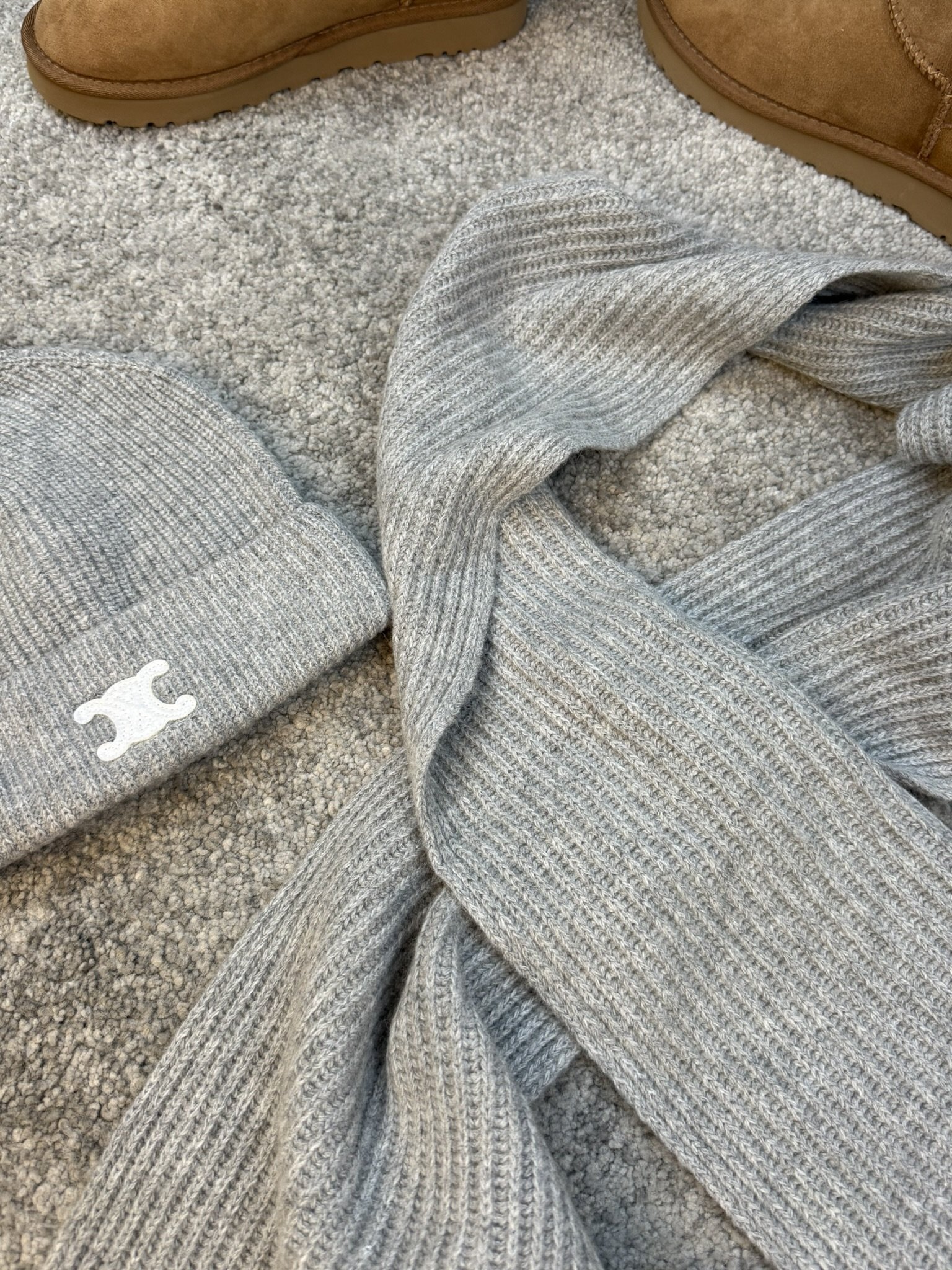 Celine komplet Šal i Kapa Grey - Slika 4