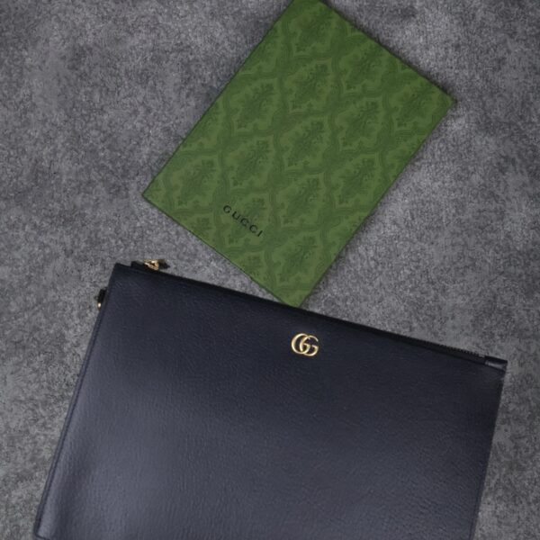 Gucci GG Marmont Leather Pouch