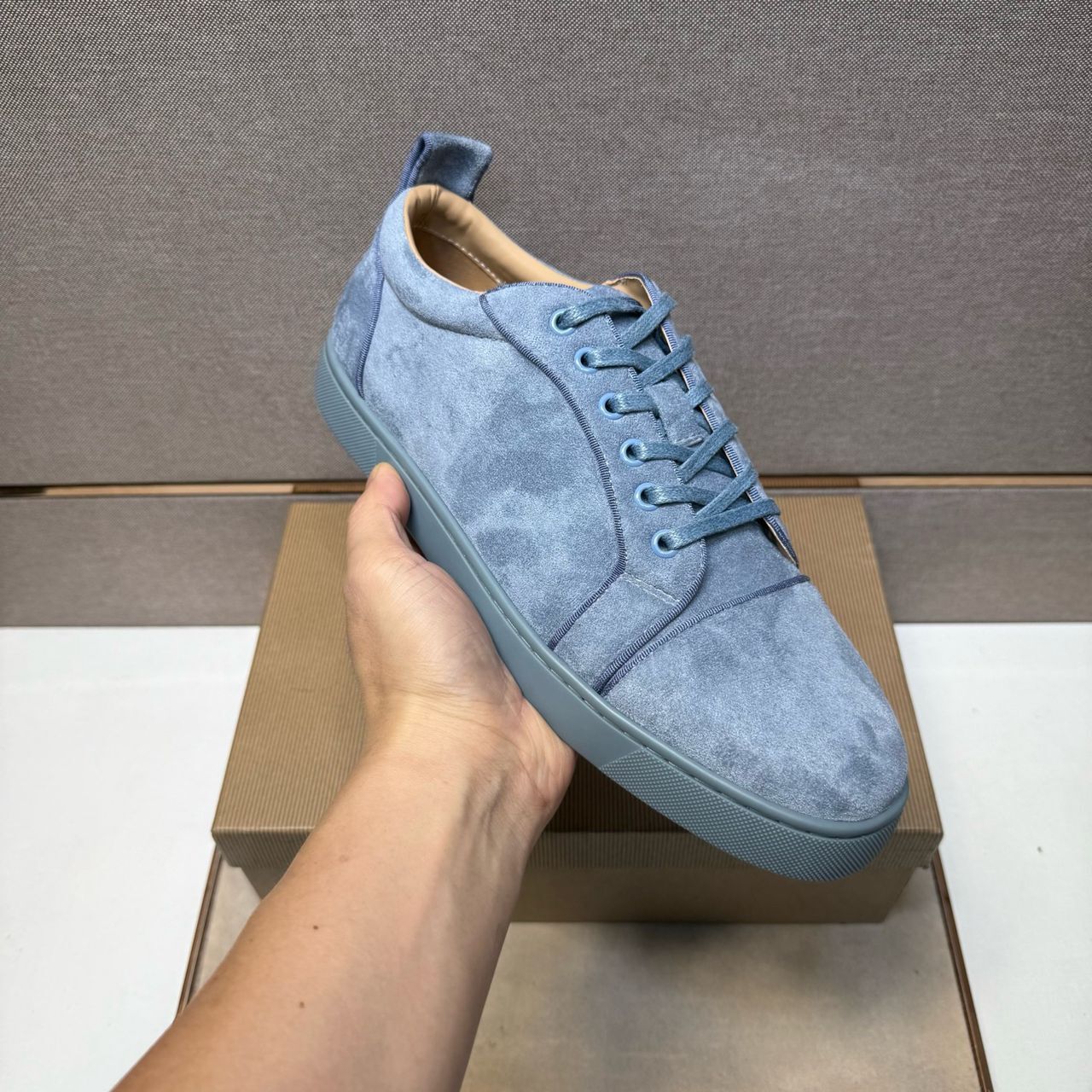 Christian Louboutin Light Blue Suede - Slika 10