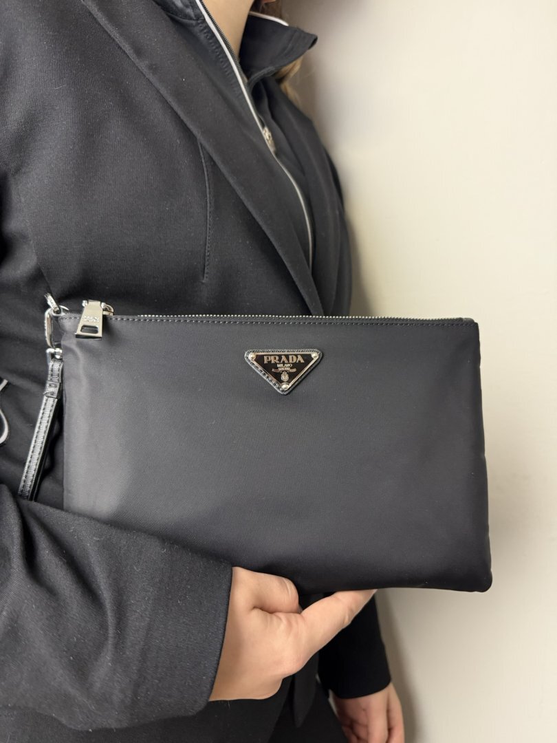 Prada Nylon Pouch Black - Slika 4