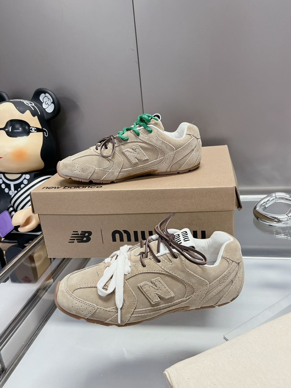 New Balance x Miu Miu Beige - Slika 10