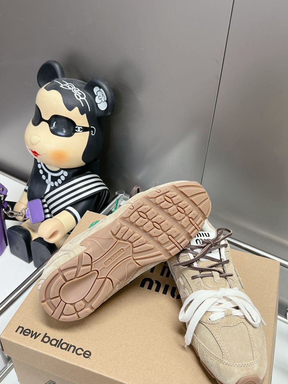 New Balance x Miu Miu Beige - Slika 6