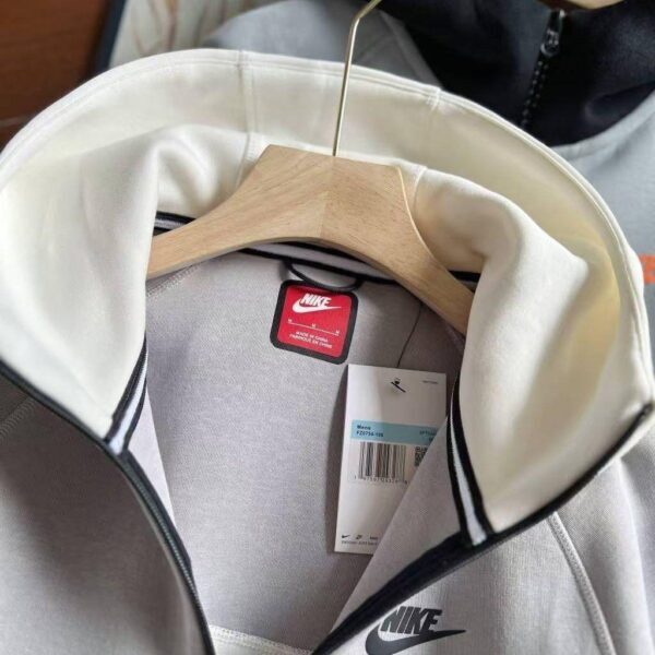 Komplet Nike Tech Fleece Reflective "White-Gray"