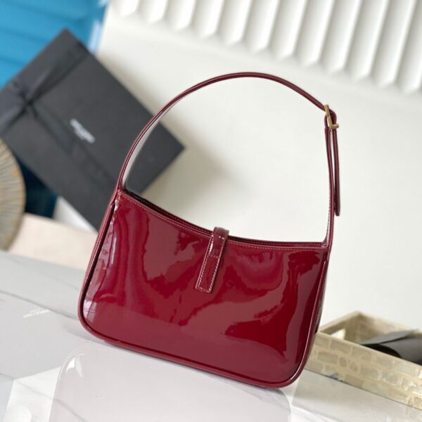 Saint Laurent LE 5 À 7 HOBO "RED"