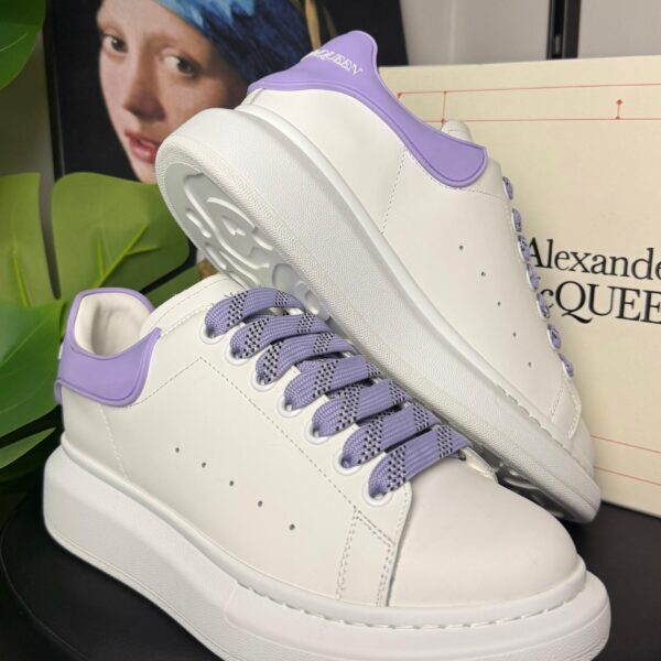 Alexander McQueen "Purple"