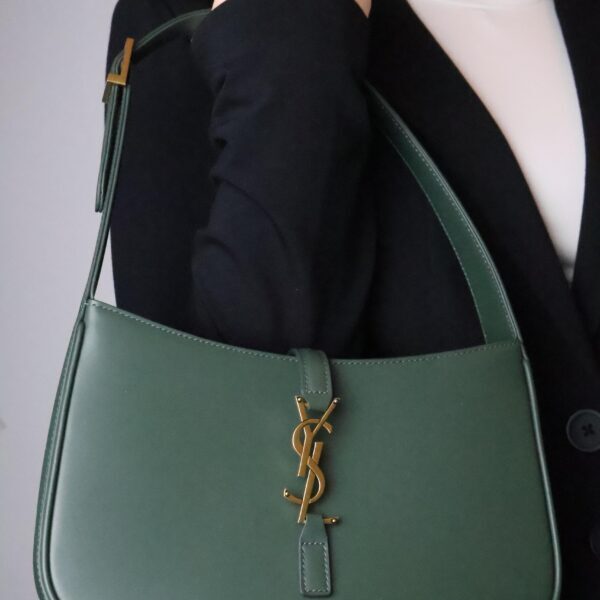 Saint Laurent LE 5 À 7 HOBO "Green"