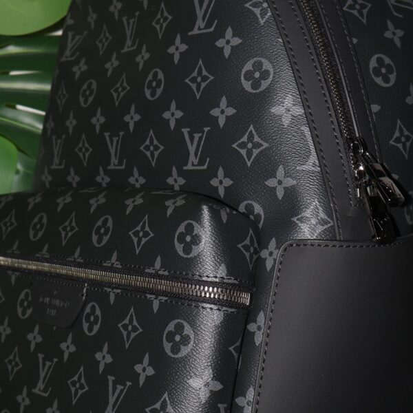 Louis Vuitton Discovery Monogram Ruksak