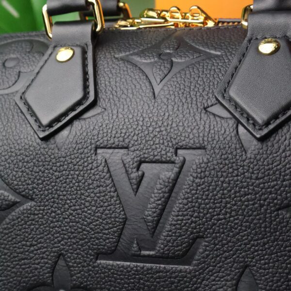 Louis Vuitton Speedy Bandoulière 20