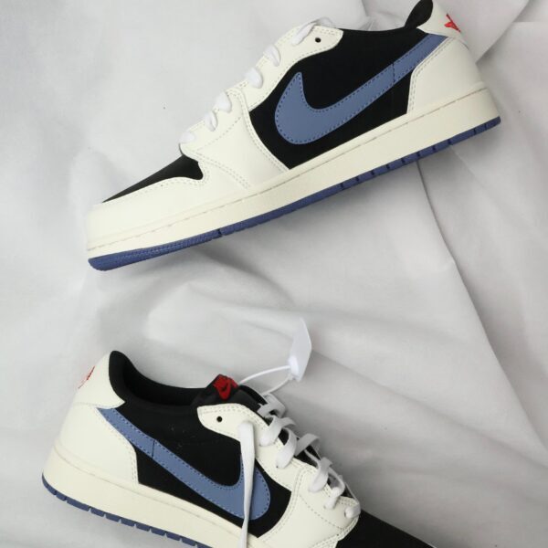 Nike AJ1 Low Travis Scott Reverse "Blue"