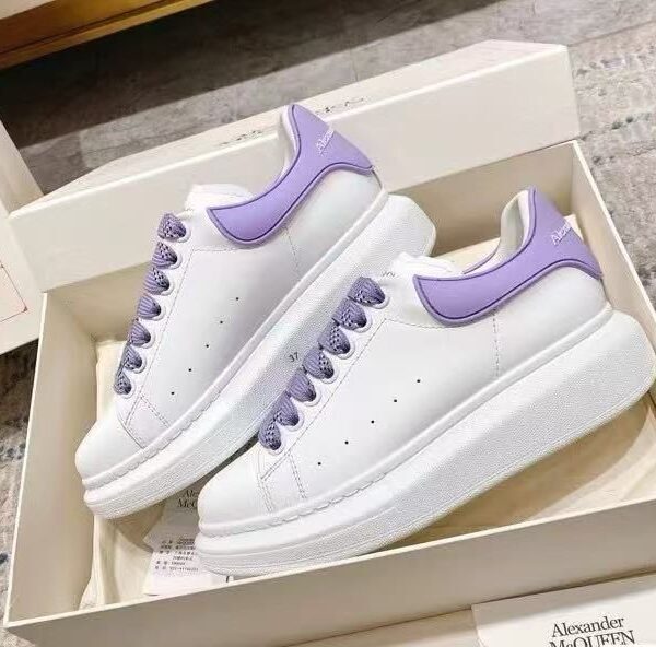 Alexander McQueen "Purple"