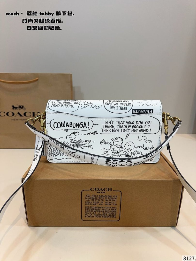 Coach X Peanuts Tabby Shoulder Bag - Slika 4