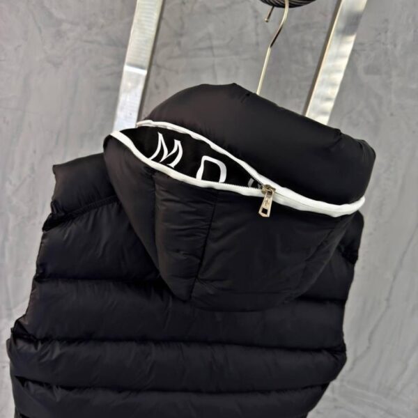 Cardamine Hooded Down Prsluk "Black"