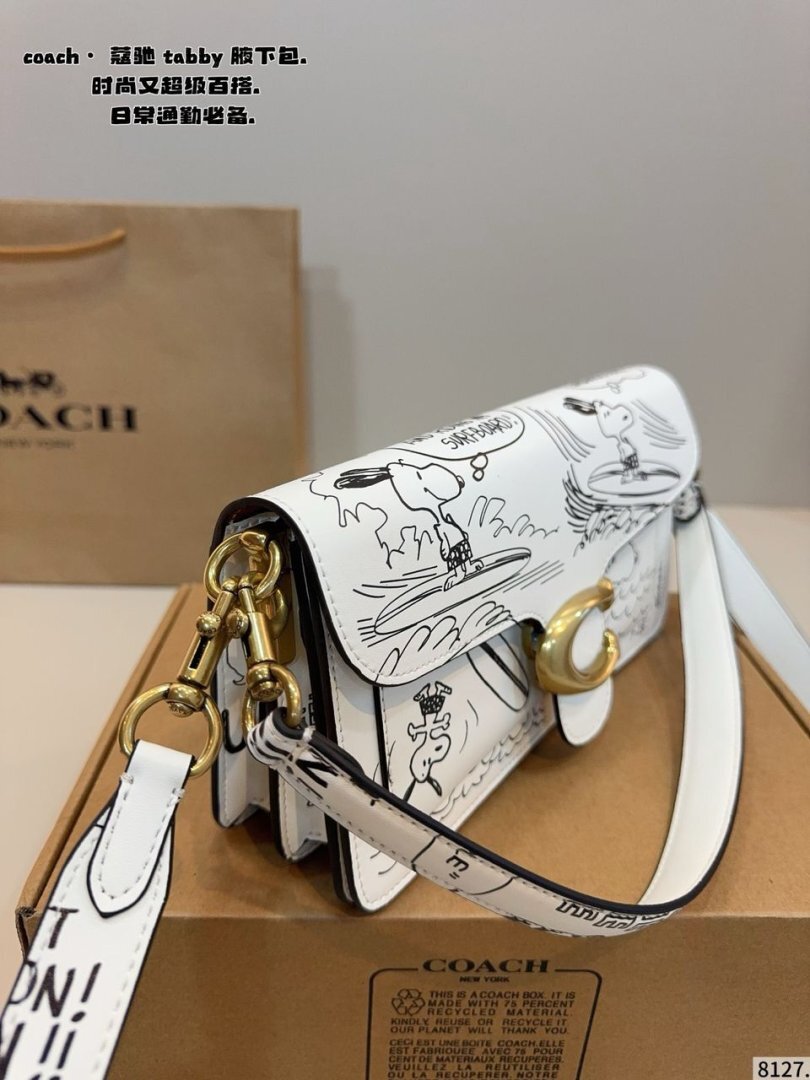 Coach X Peanuts Tabby Shoulder Bag - Slika 10