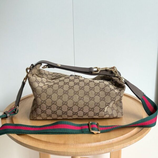 Gucci Vanity medium GG canvas "Brown"
